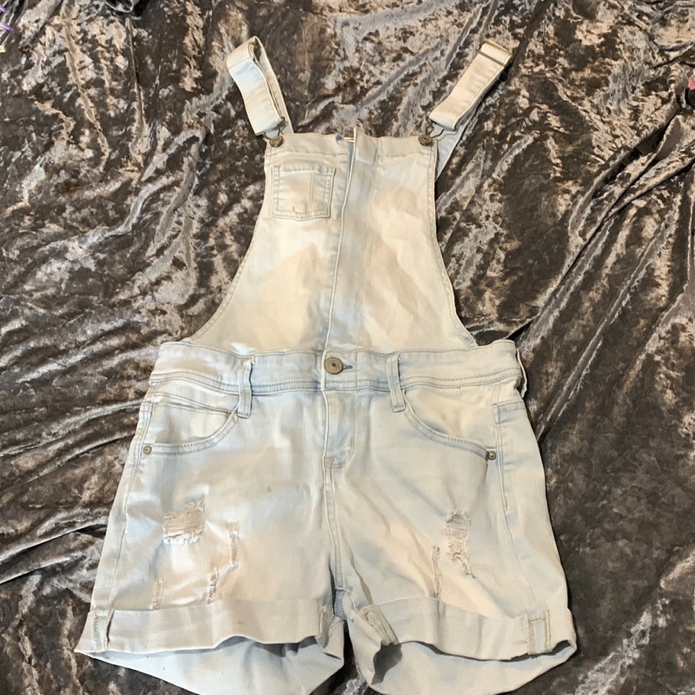 Short overalls